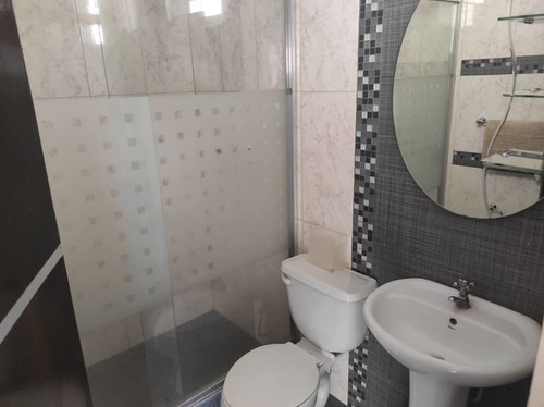 Imagen 8 de 10 de Michelle Alquila/vende Town House San Diego Ld270