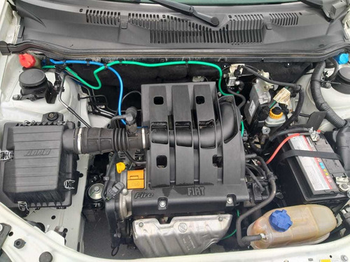 Fiat Siena 2014 1.0 El Flex 4p Branco - Carro De Mulher