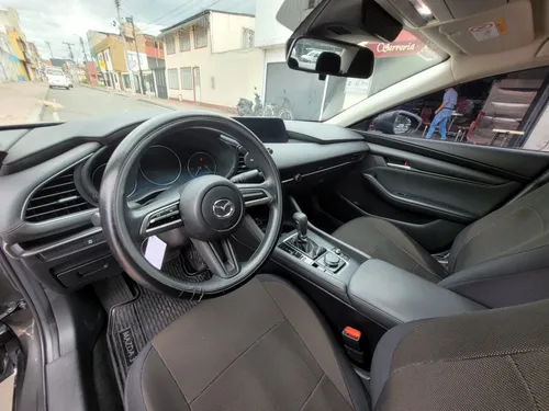 Mazda 3 2.0 Prime