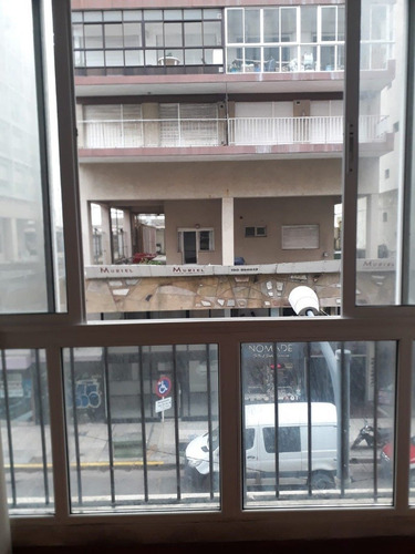 Imagen 11 de 11 de 3 Ambientes Externo Microcentro En Venta