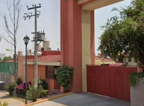 Casa En Venta C. Platón 2 La Joya Ecatepec De Morelos, Méx/ Recuperacion Bancaria Laab2