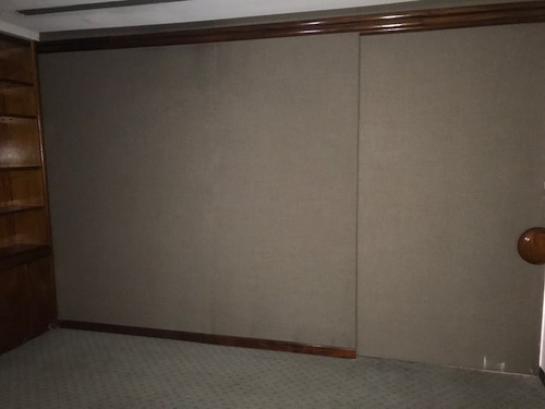 Oficina En Alquiler Los Palos Grandes 546 M2