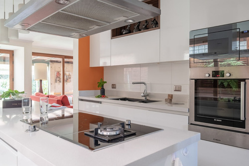 Imagen 5 de 24 de Linda Y Espaciosa Casa En Condominio De La Reina