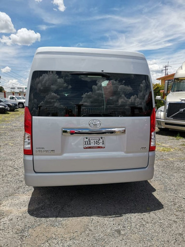 Renta Camioneta 12 Pasajeros Toyota Hiace Con O Sin Chofer