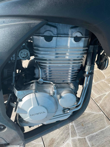 Imagem 1 de 10 de Honda Cb300