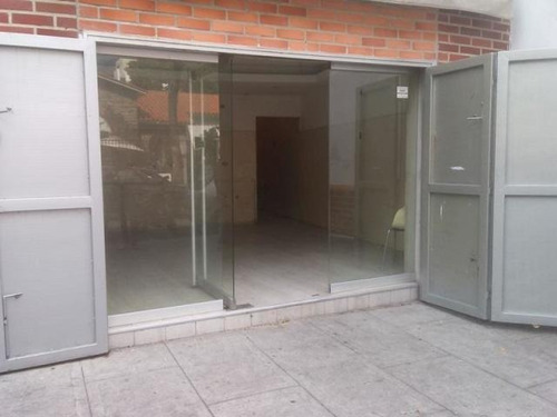 Imagen 2 de 10 de Chacao, Se Vende Local Comercial. Cod. 20-20612