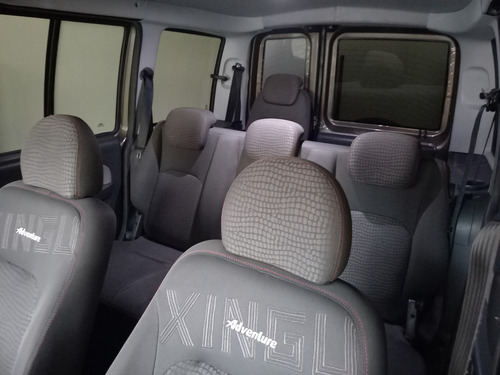 Fiat Doblo 1.8 16v Adventure Xingu Locker Flex 5p