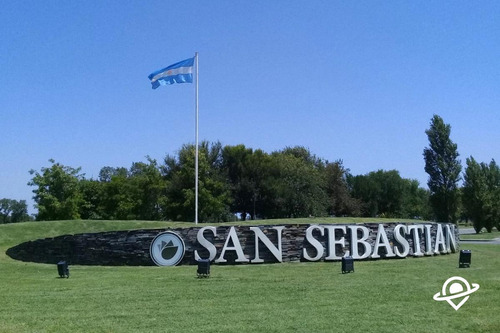 Lote En Venta En San Sebastian, Area 13, Orientación Norte Y Sin Vecinos Al Fondo