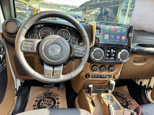 Jeep Wrangler 3.7 Unlimited Sahara 3.6 4x4 At