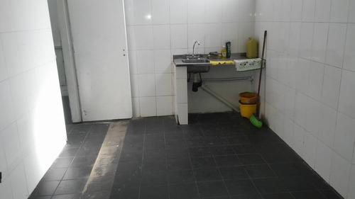 Imagen 5 de 14 de Amplio Local Comercial