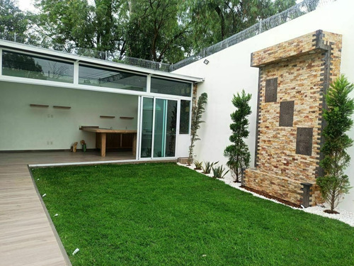 Imagen 1 de 13 de Oprtunidad De Casa Para Estrenar En Calle Cerrada / San Jeró
