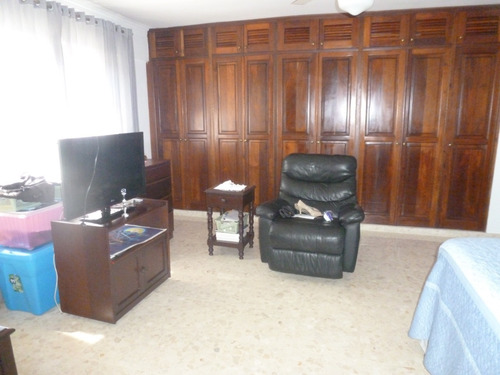 Imagen 3 de 12 de Vendo Hermoso Penthouse En Los Cacicazgos De Dos Pisos