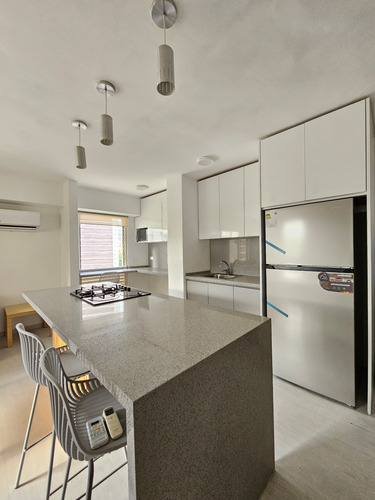Alquiler De Apartamento En Campo Alegre