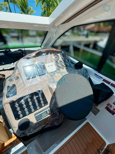 Lancha Nx 400 Iate Barco N Azimut Phantom Intermarine Real
