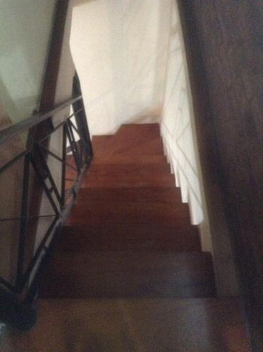 Imagen 4 de 18 de Propiedad De 4 Ambientes En 2 Plantas - Excelente Ubicacion - Lanus Oeste