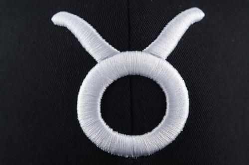 Gorra Plana Signo Zodiaco Tauro Taurus Constatación Rap Trap