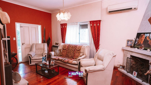 Venta Casaquinta 5 Ambientes Villa Luzuriaga