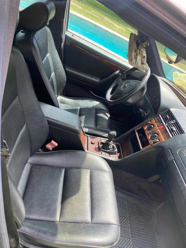 Imagen 6 de 15 de Mercedes-benz 220 C220
