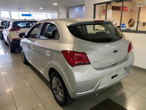 Chevrolet Onix Joy Black 0km 2021 Concesionario Oficial