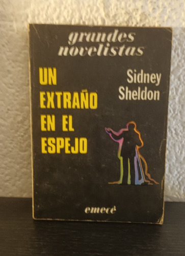 Un Extraño En El Espejo - Sidney Sheldon