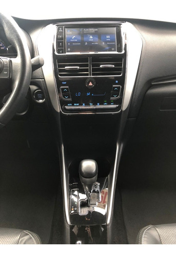 Imagem 10 de 10 de Toyota Yaris Xls 2019 Teto Solar