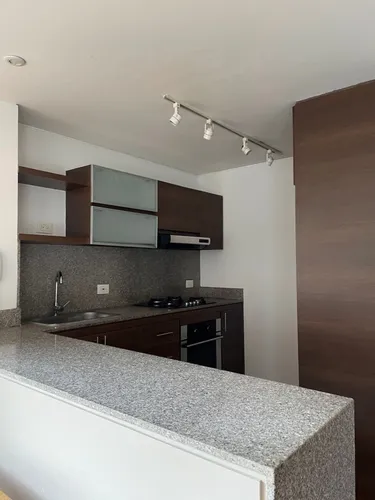 Apartamento En Arriendo En Los Rosales. Cod A21546