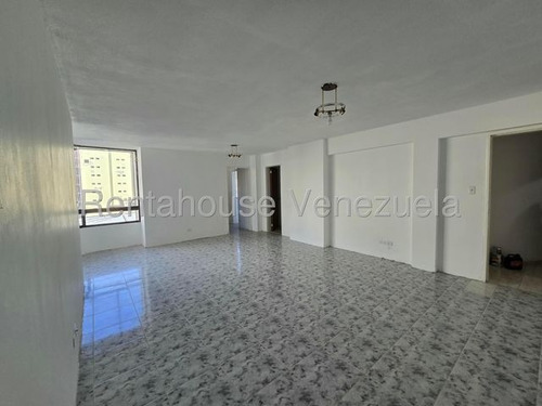 Amplio, Iluminado Apartamento En Venta La Urbina Mls-25-7626 Mv