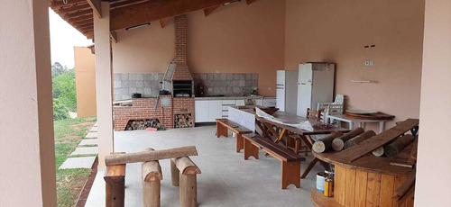 1.000 M², Chácara 04 Dormitórios, Edicula E Churrasqueira !!