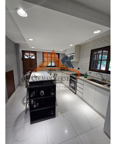 Venta Casa De Cuatro Dormitorios Country Club Banco Provincia