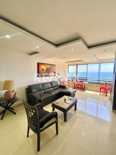 Se Vende Apartamento Ubicado En Playa Grande Catia La Mar