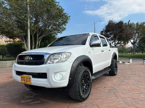 Toyota Hilux 2.5 diesel 4x4