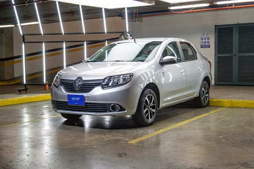 Renault Logan 1.6 Privilege / Intens