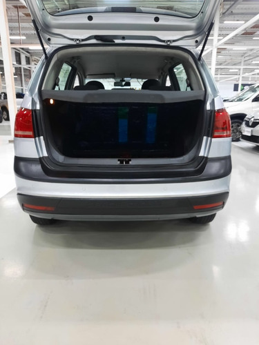 Imagem 7 de 12 de Volkswagen Spacecross 1.6 Mi Flex Automático 2012