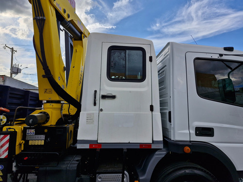 Mb Atego 1719 Munck 19 Toneladas Ñ É Iveco Tector 240e28