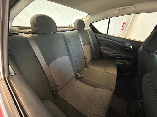 Nissan Versa 1.6 Advance At