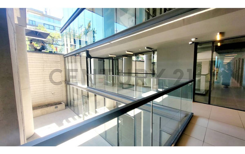 Arriendo Local Com. 82 Mt2 - Metro Los Leones