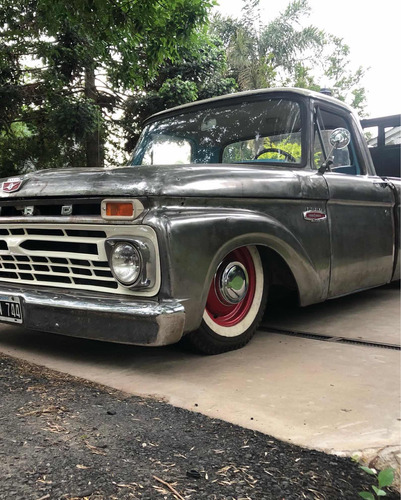Ford F-100 (f100)