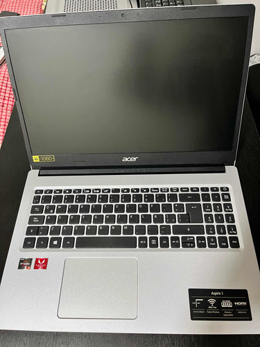 Portátil Acer Aspire 3