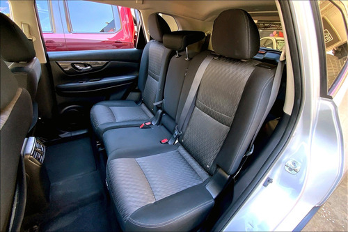 Nissan X-Trail 5 PTS SENSE CVT 7 PAS RA-17