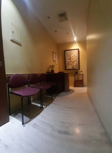 Imagen 1 de 4 de Marialba Giordano Consultorio En Venta Hospital Metropolitano De El Norte 190316
