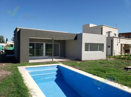 Vmaffia Vende Casa 4amb Sta Emilia Pe Excelente Calidad Constructiva Detalles Unicos Pileta