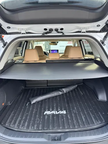 Toyota RAV4 Limited Hybrid