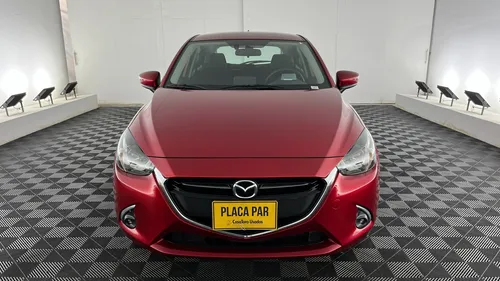 Mazda 2 GRAND TOURING