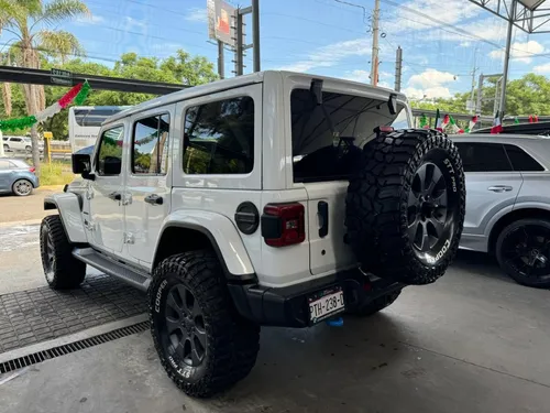 Jeep Wrangler 3.7 Unlimited Sahara 3.6 4x4 At