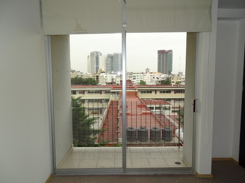112m, Primer Piso, 3 Recamaras, Dos Baños, Dos Estacionamientos Y Bodega