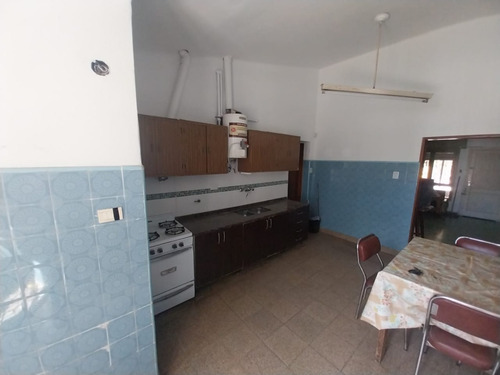Casa Con Departamento Venta Barrio Los Platanos Zona Los Naranjos El Trebol