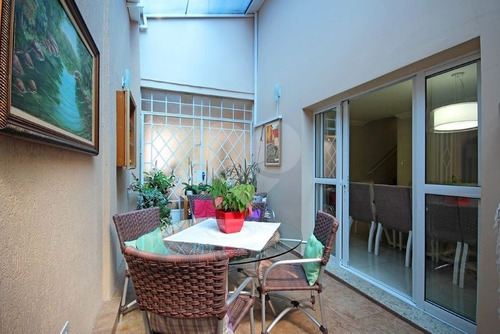Sobrado Em Rua Tranquila - 353-im320701