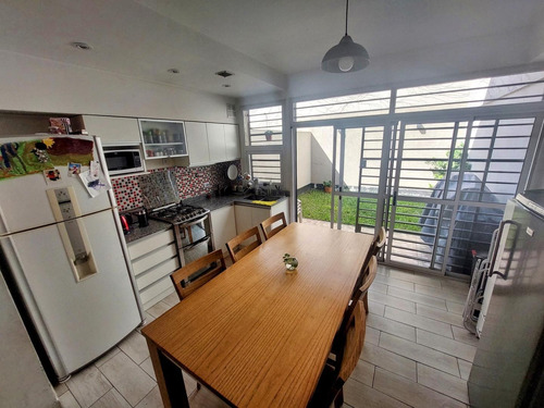 Imagen 9 de 30 de Casa A La Venta En Ramos Mejía