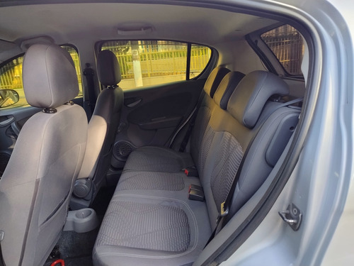 Fiat Palio 1.4 MPI ATTRACTIVE 8V FLEX 4P MANUAL