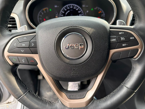 Imagen 7 de 9 de Jeep Gran Cherokee Limited